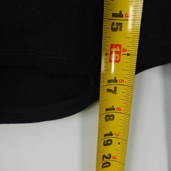 Cropped Top Women Size Medium Black Wool Knit Merino Pullover Navyblack USA $189 - Picture 5 of 8